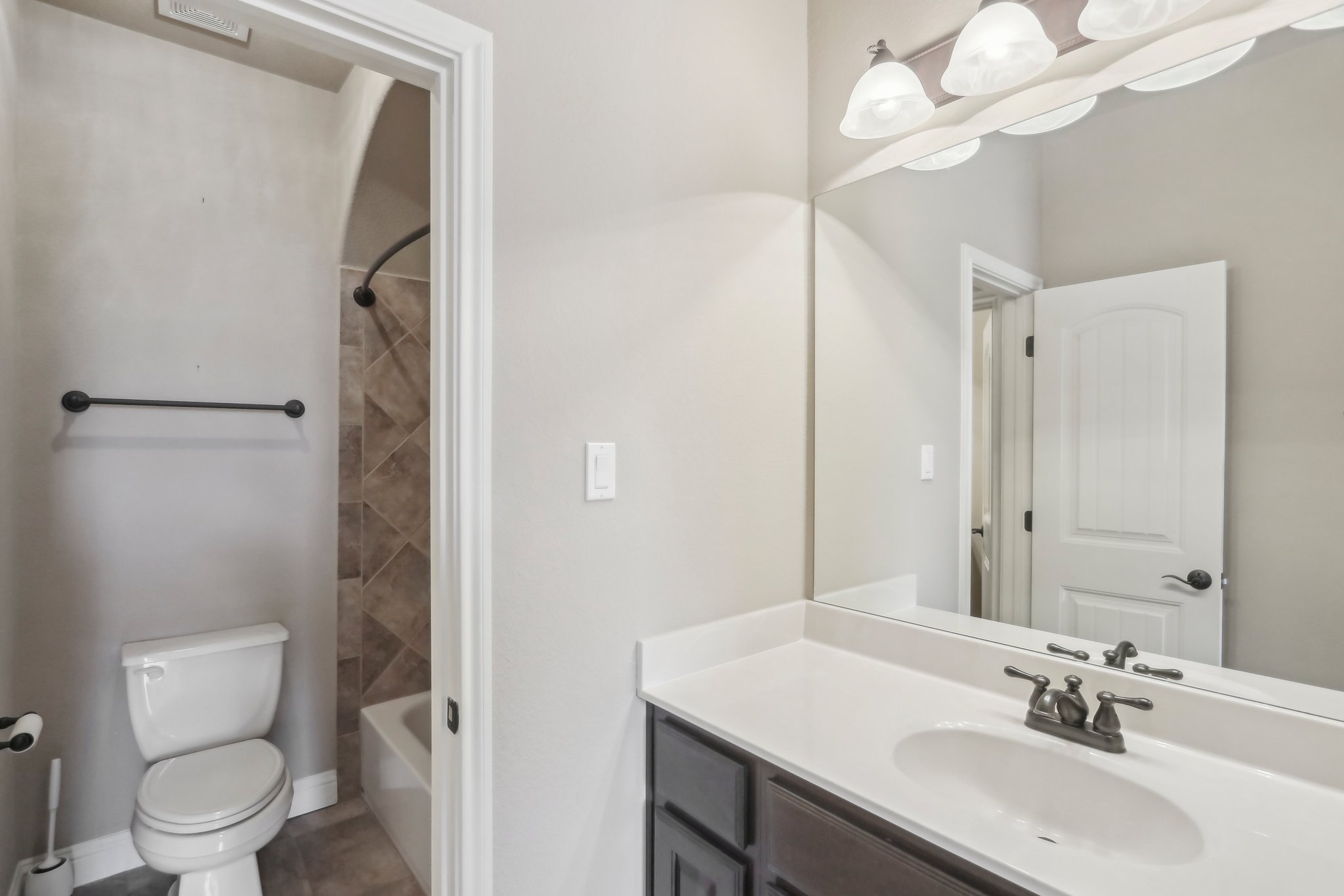 N Saddle Ridge Dr-049.jpg
