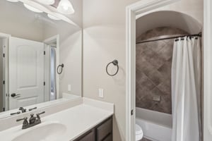 N Saddle Ridge Dr-048.jpg