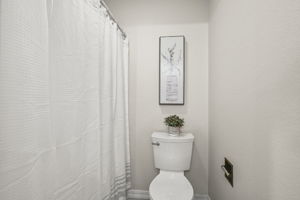  Photo 34