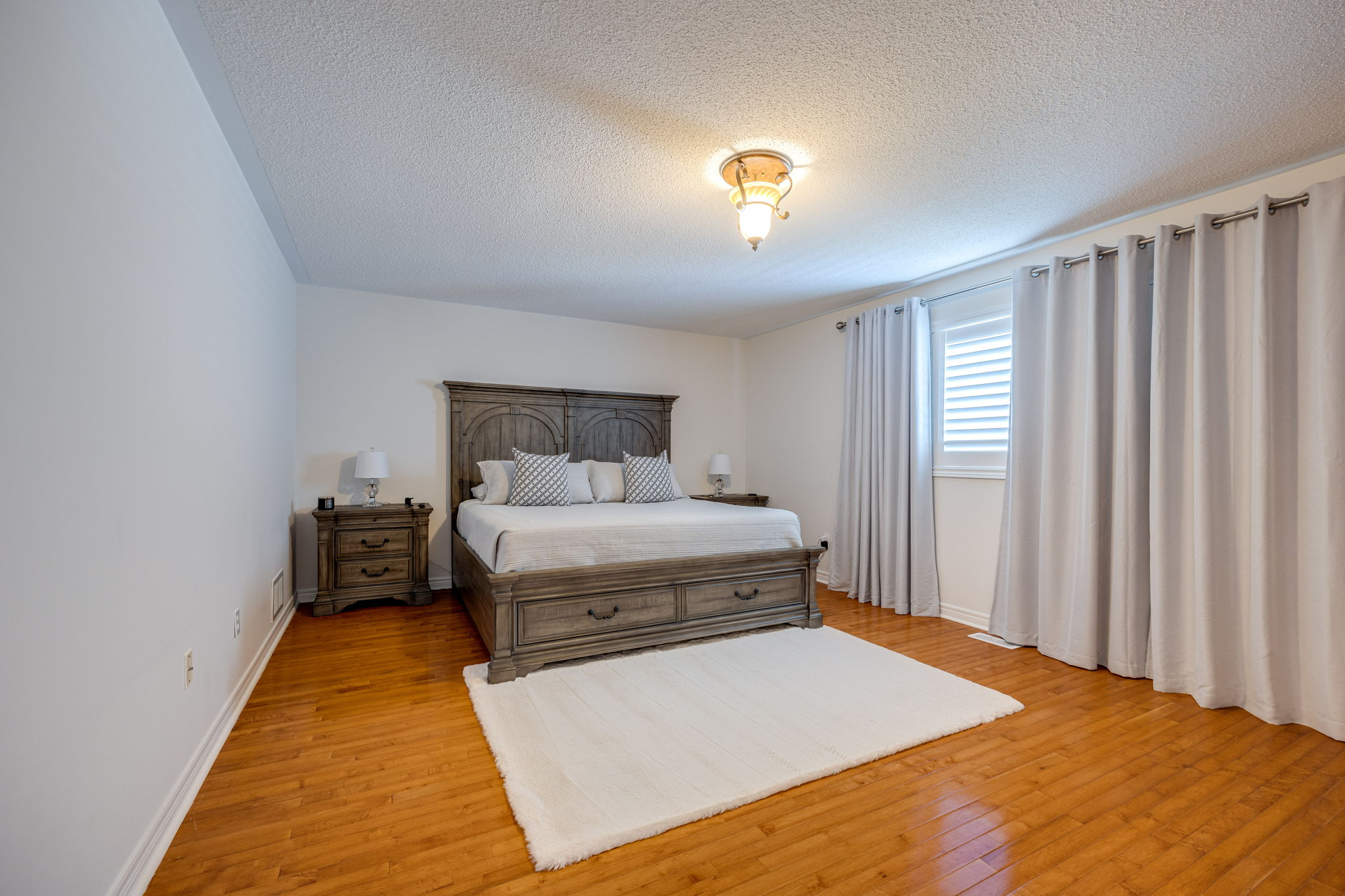 Newmarket property showcase — delivered property photograph 18