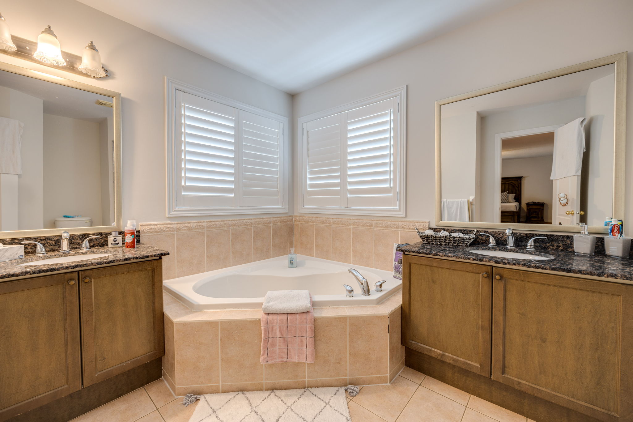 Newmarket property showcase — delivered property photograph 21