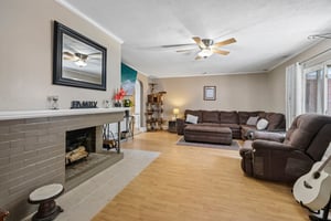 Rich St-S1408-008.jpg