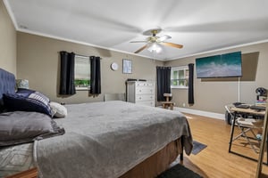 Rich St-S1408-024.jpg