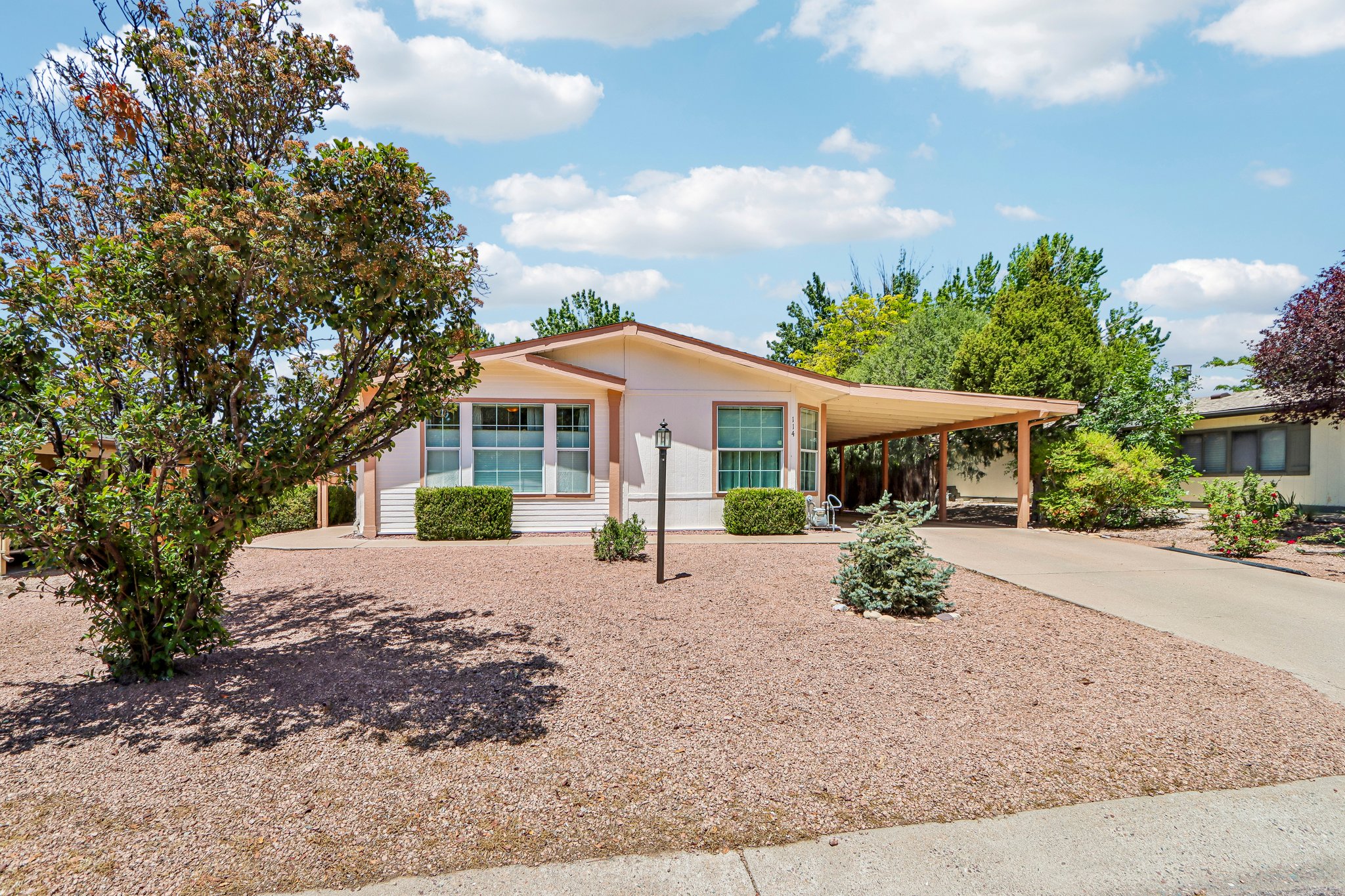 S Pinecrest Rd-S1305-003.jpg