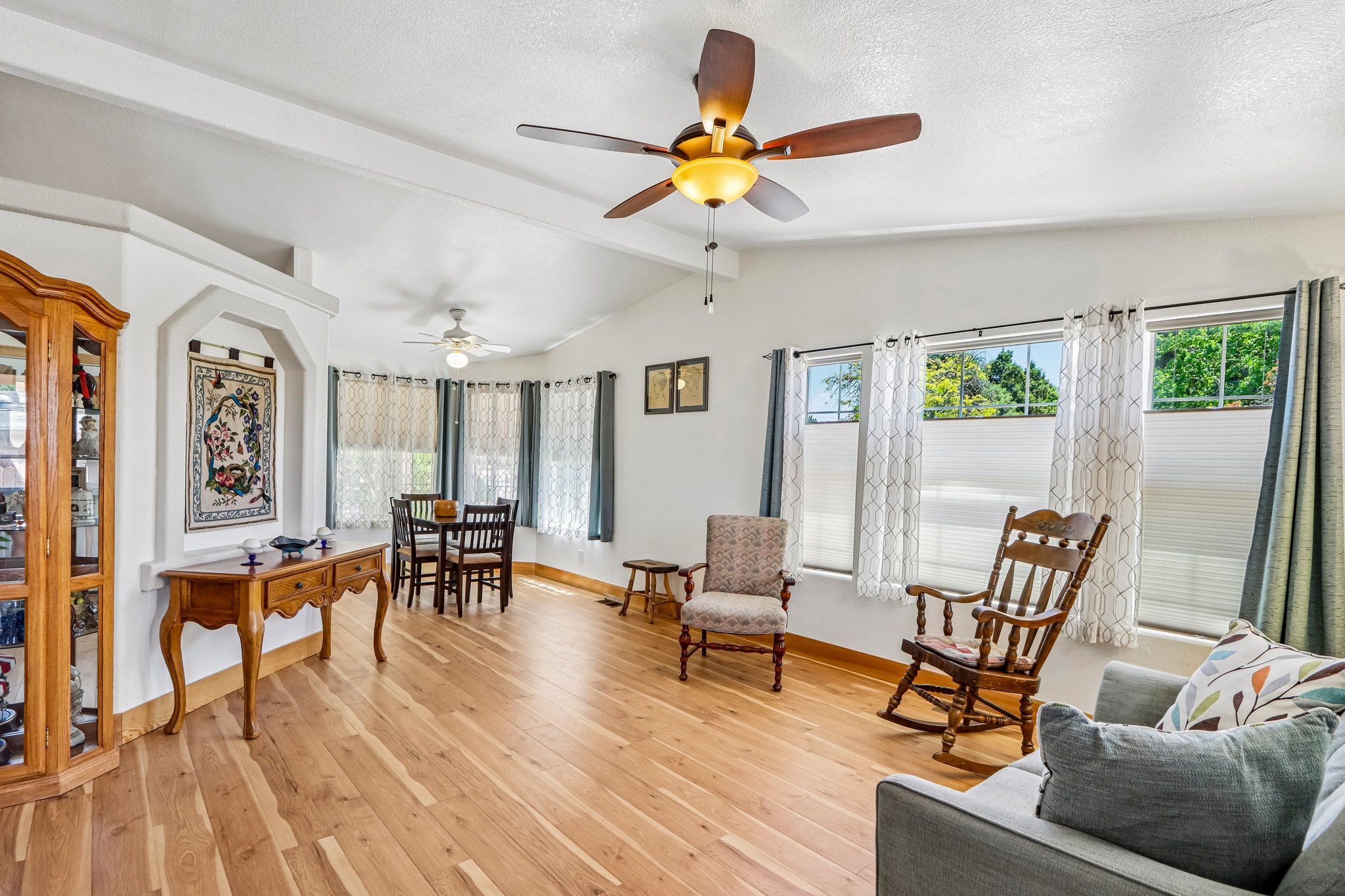 S Pinecrest Rd-S1305-011.jpg