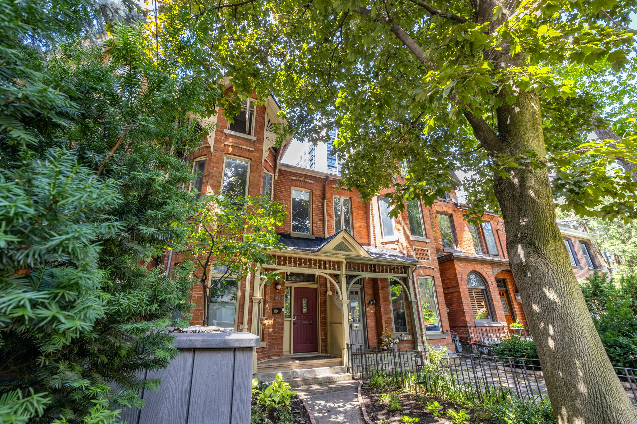 Property in Toronto — delivered property photograph 2