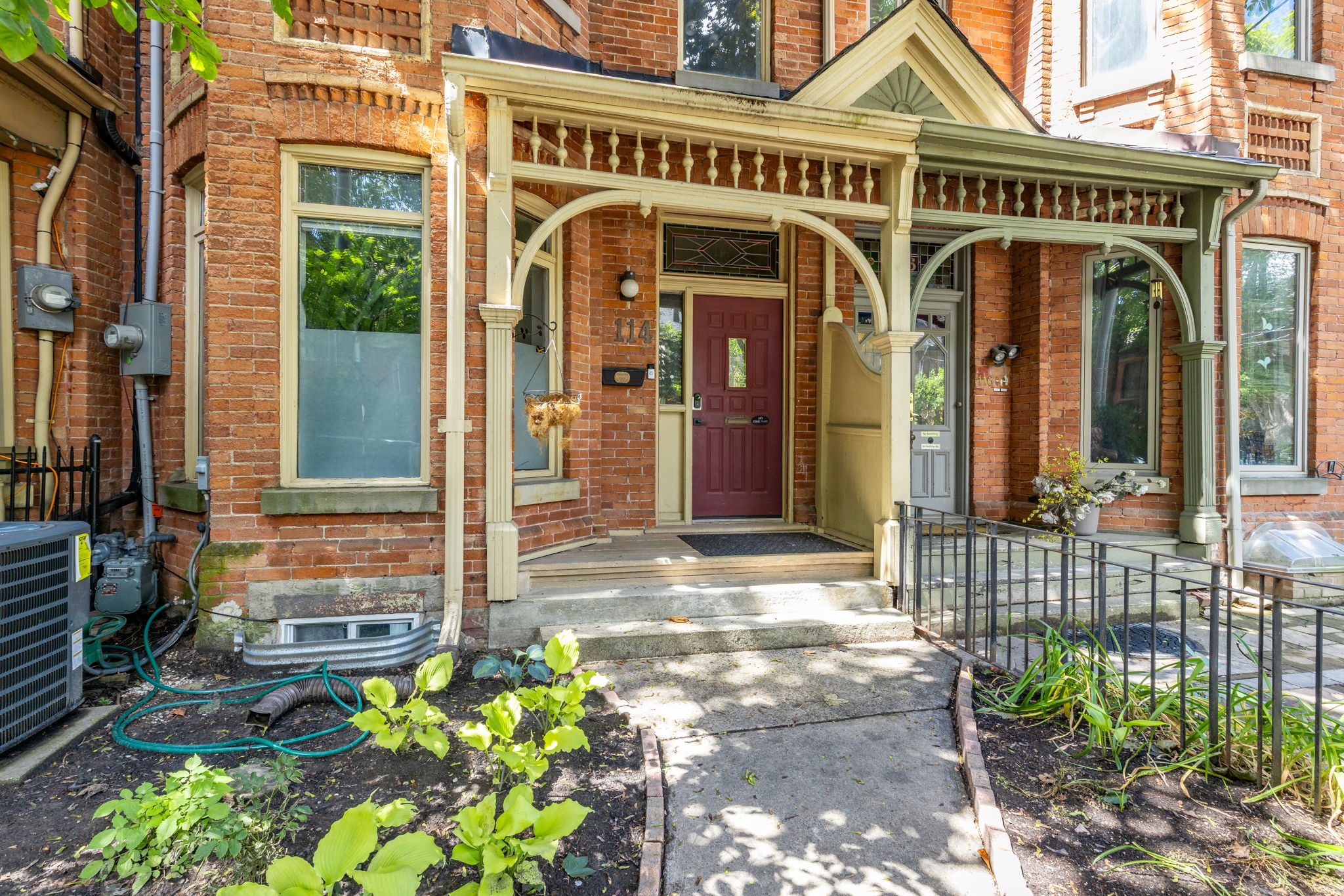 Property in Toronto — delivered property photograph 3