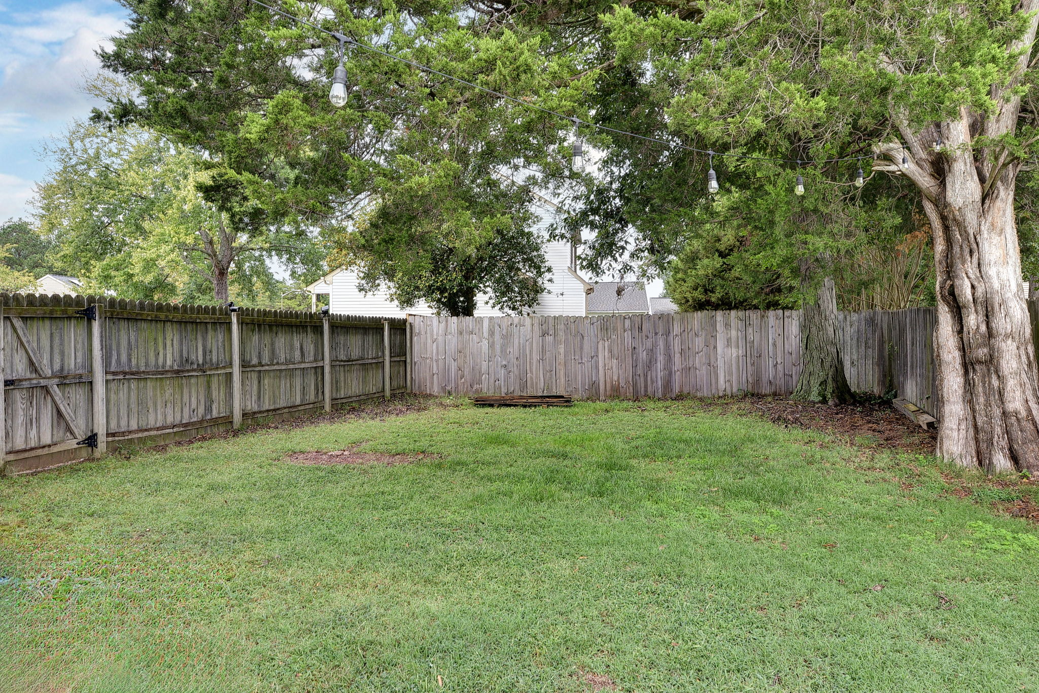  Photo 35