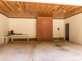  Photo 48