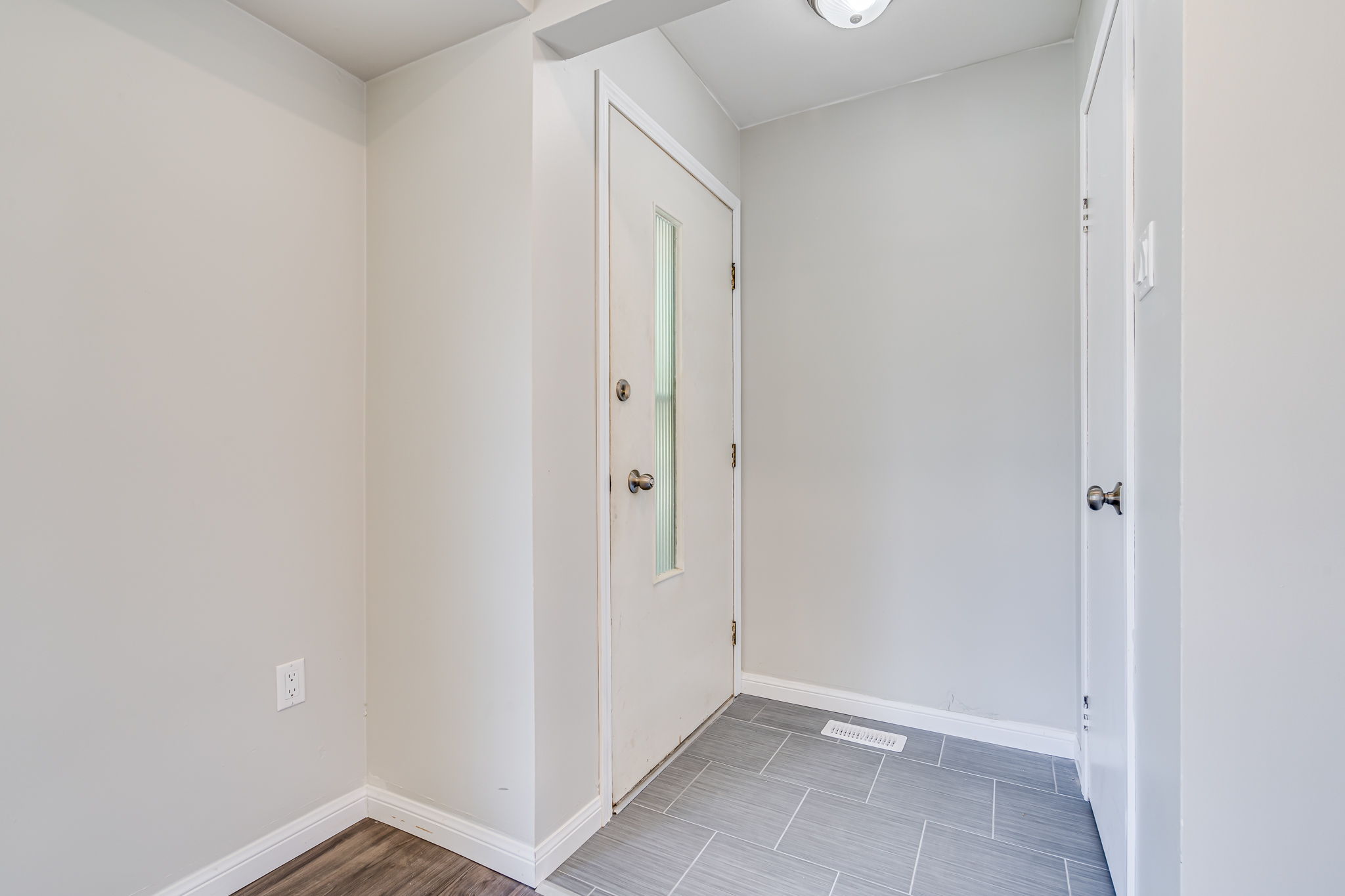  114 Zina St, Orangeville, ON L9W 1E8, US Photo 4