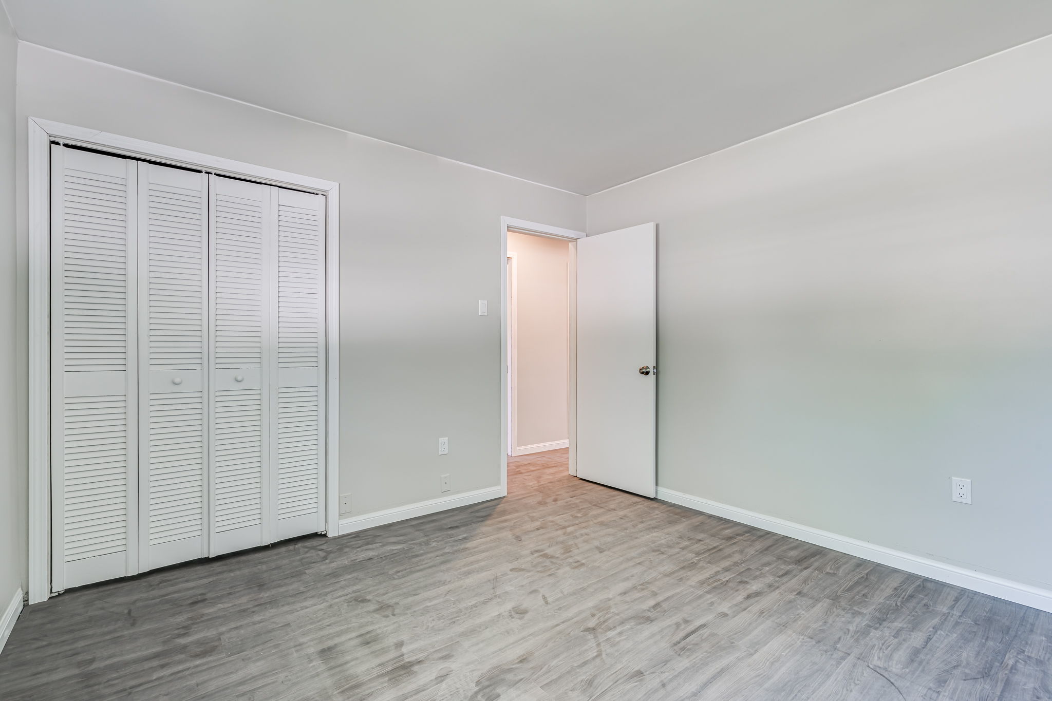  114 Zina St, Orangeville, ON L9W 1E8, US Photo 14