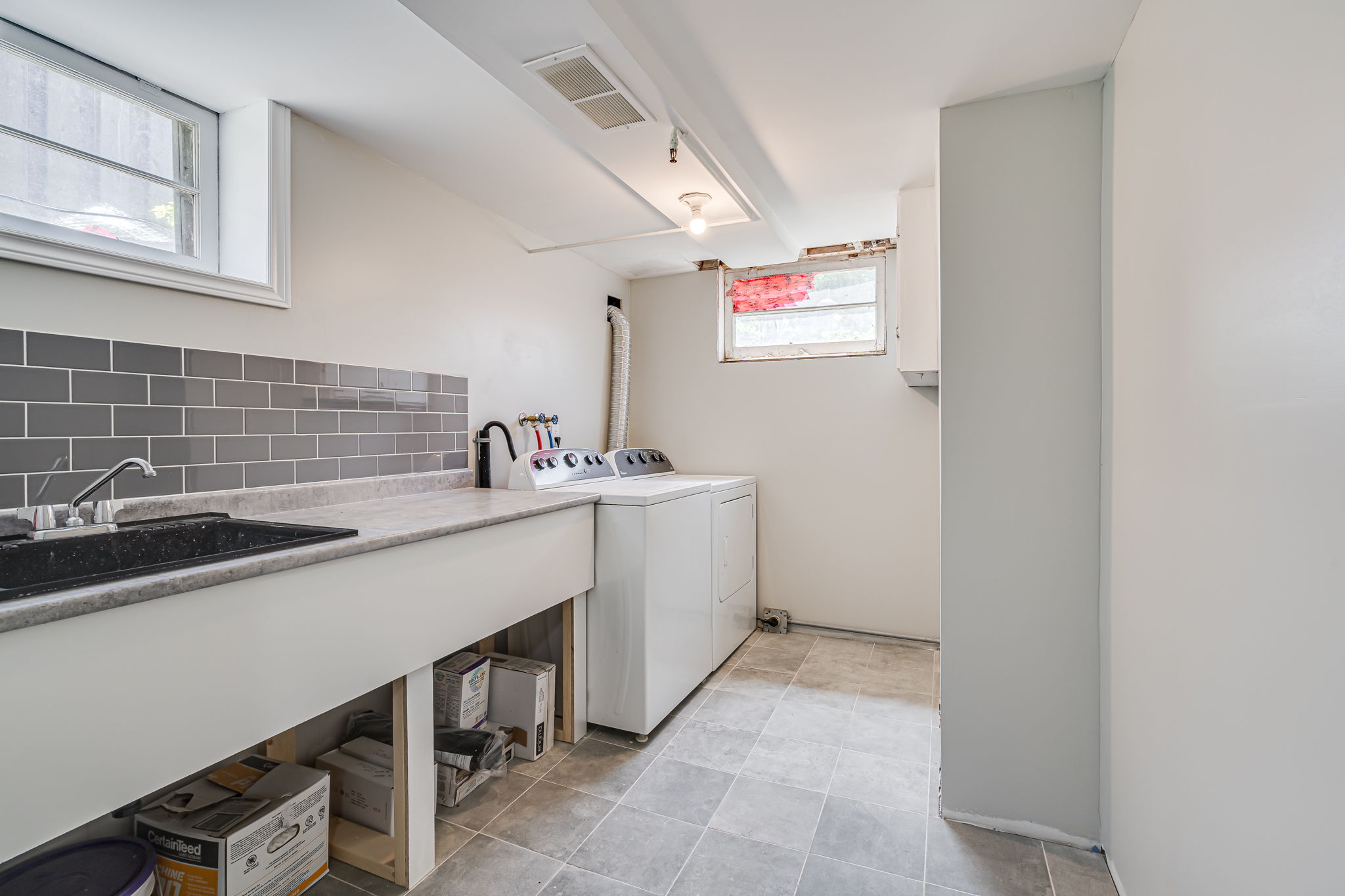  114 Zina St, Orangeville, ON L9W 1E8, US Photo 20