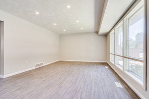  114 Zina St, Orangeville, ON L9W 1E8, US Photo 4