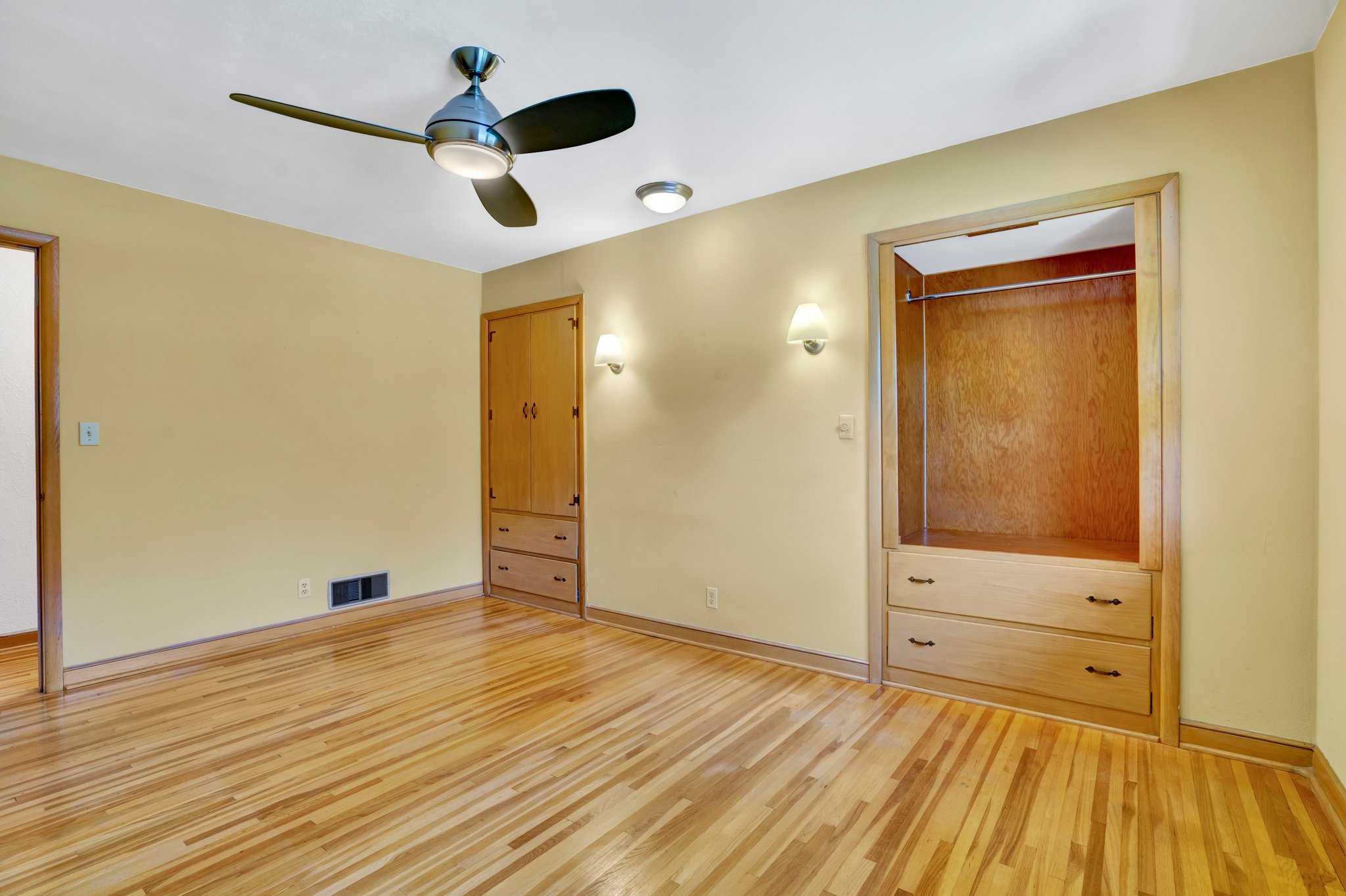 1140 Brooks Ave W, Roseville, MN 55113, USA Photo 17