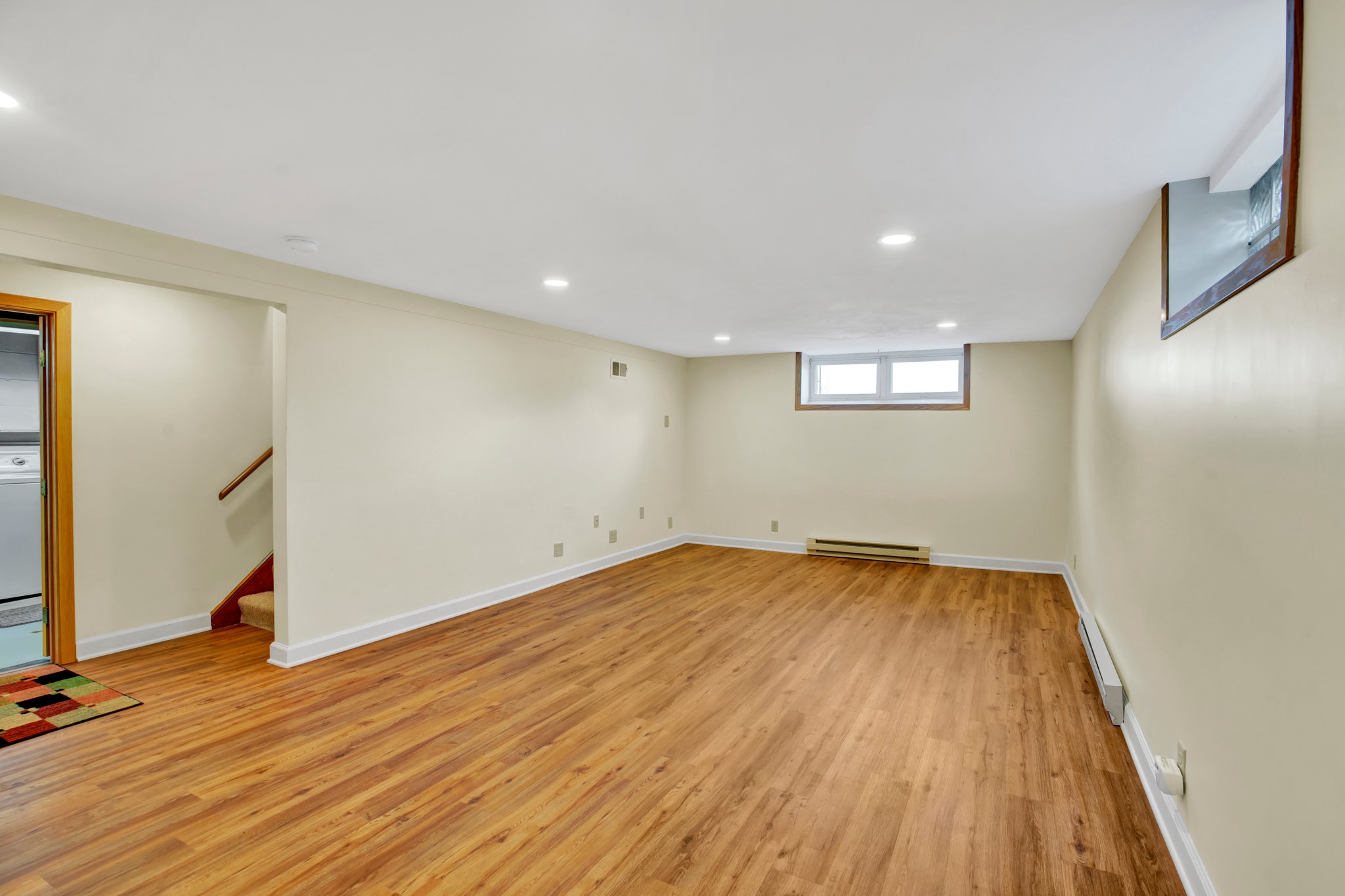1140 Brooks Ave W, Roseville, MN 55113, USA Photo 21