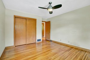 1140 Brooks Ave W, Roseville, MN 55113, USA Photo 11
