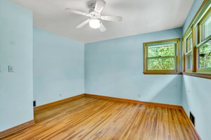 1140 Brooks Ave W, Roseville, MN 55113, USA Photo 13