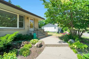 1140 Brooks Ave W, Roseville, MN 55113, USA Photo 1