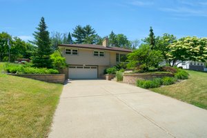 1140 Brooks Ave W, Roseville, MN 55113, USA Photo 0