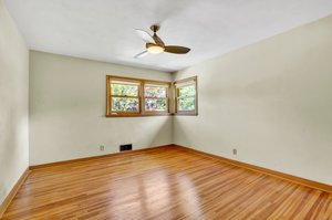 1140 Brooks Ave W, Roseville, MN 55113, USA Photo 10