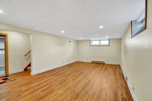 1140 Brooks Ave W, Roseville, MN 55113, USA Photo 20