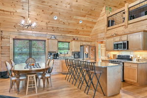 Dining Room/Kitchen