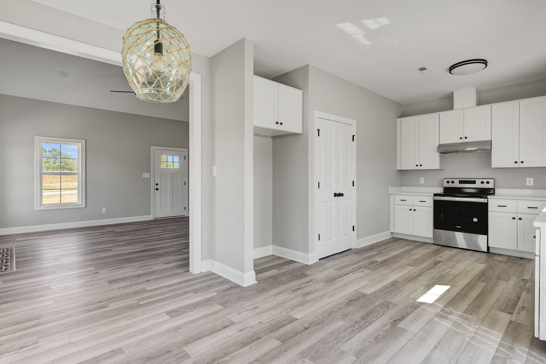 Dining Area/Kitchen