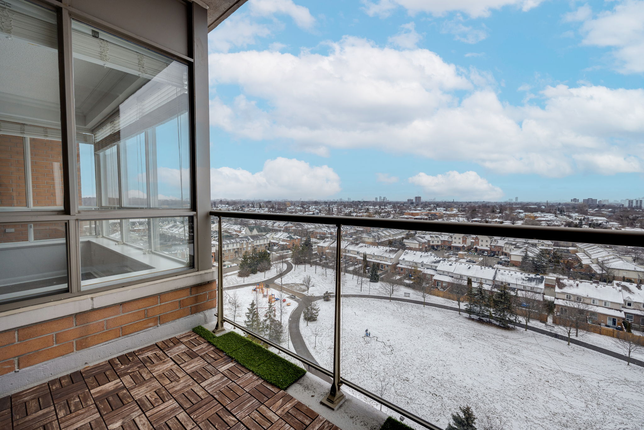 Mississauga property showcase — delivered property photograph 30