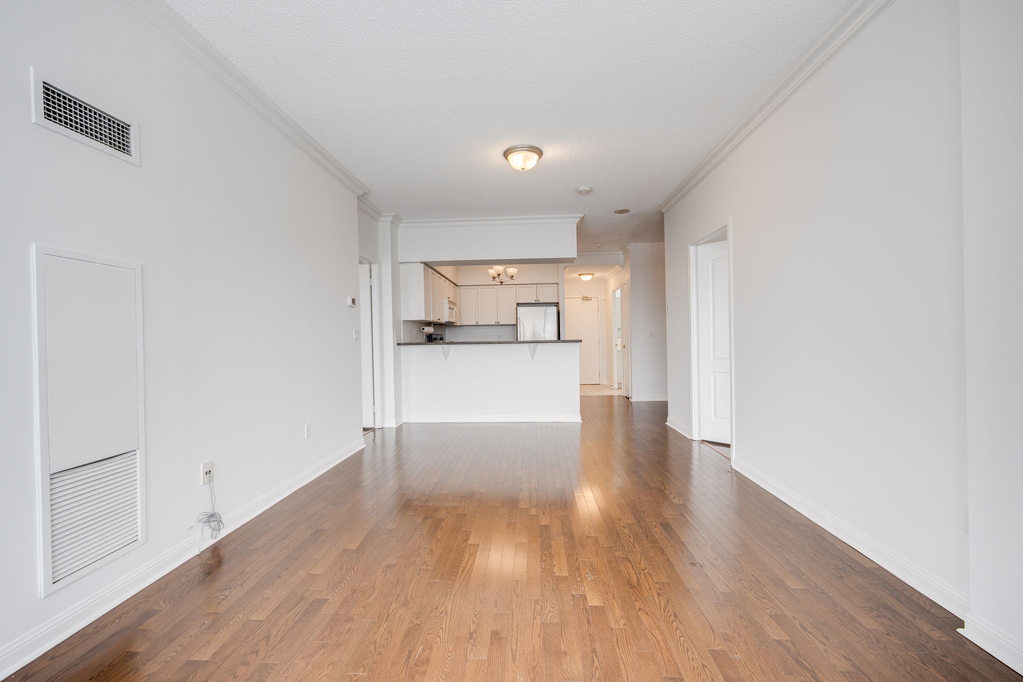 Mississauga property showcase — delivered property photograph 4