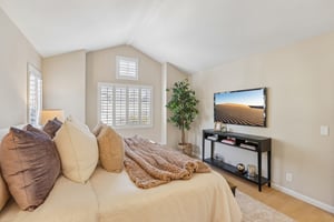 River Rock Ln-S1710-039.jpg