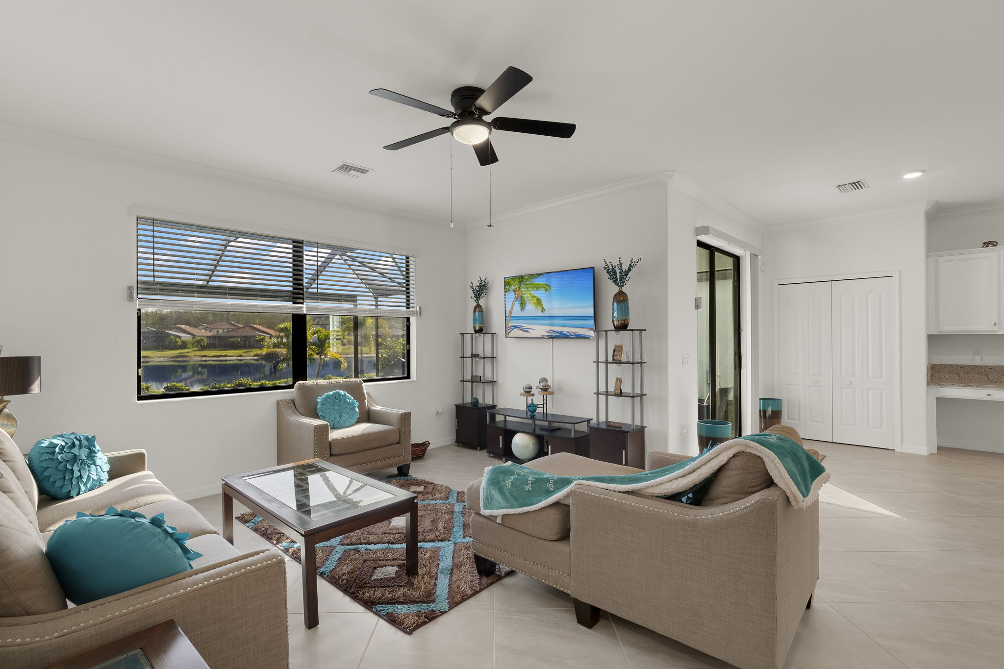 Family Room 4