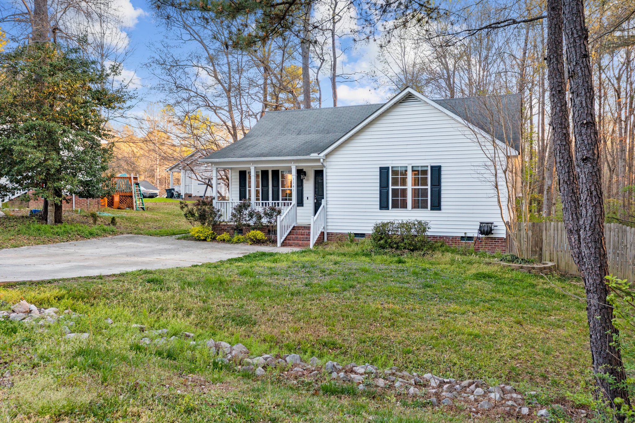 1141 Amber Acres Ln, Knightdale, NC 27545, USA Photo 2