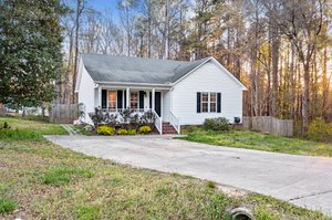 1141 Amber Acres Ln, Knightdale, NC 27545, USA Photo 4