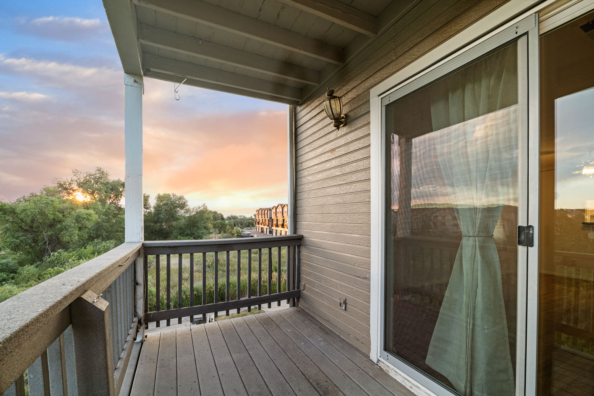Twilight Deck 1