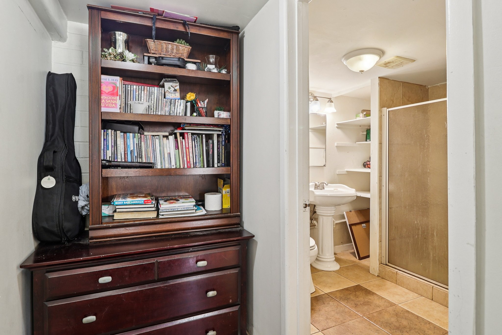 Sumner Ave 43-S1012-021.jpg