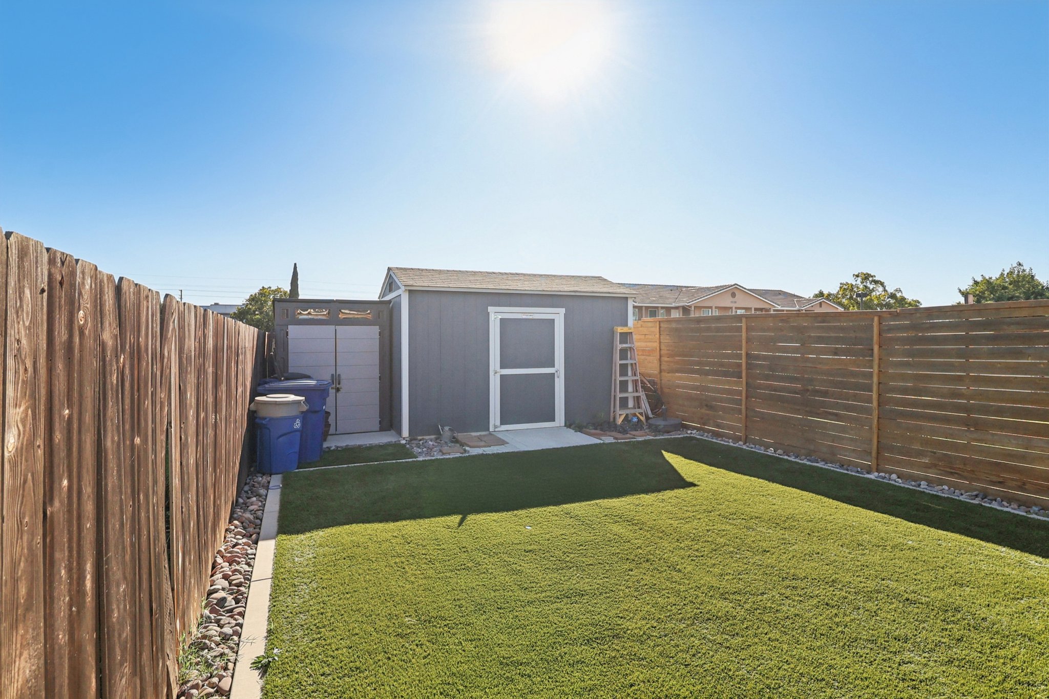 Sumner Ave 43-S1012-024.jpg