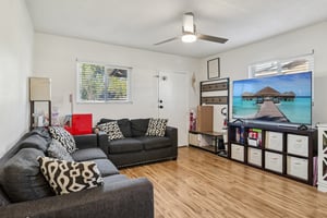 Sumner Ave 43-S1012-004.jpg