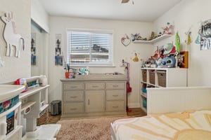 Sumner Ave 43-S1012-010.jpg