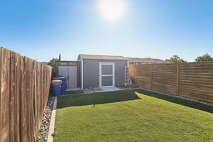 Sumner Ave 43-S1012-024.jpg