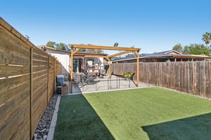 Sumner Ave 43-S1012-025.jpg