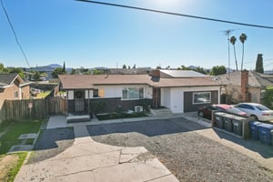 Sumner Ave 43-S1012-029.jpg