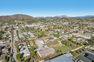 Sumner Ave 43-S1012-039.jpg