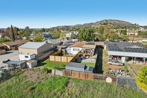 Sumner Ave 43-S1012-042.jpg