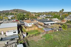 Sumner Ave 43-S1012-044.jpg