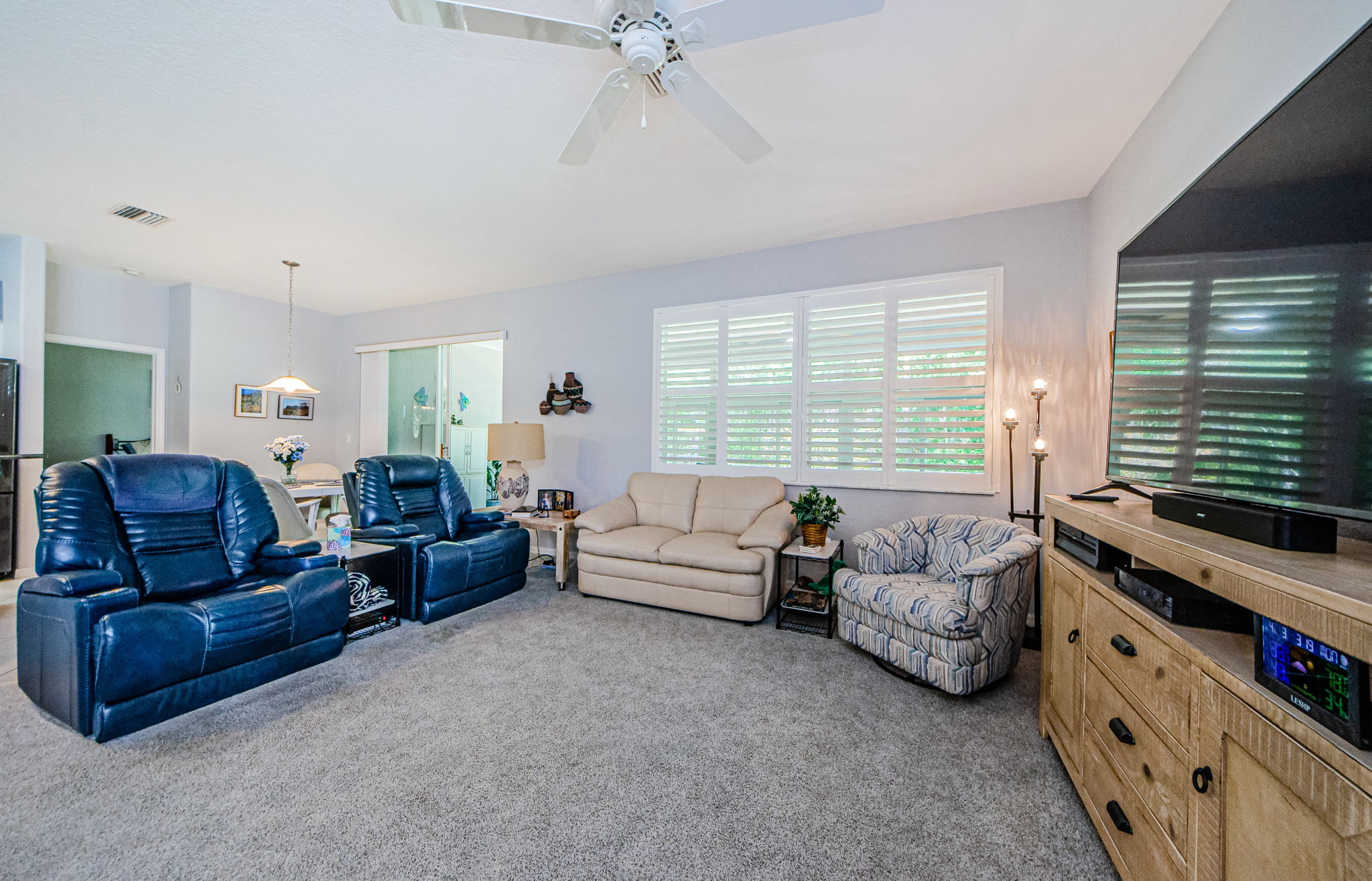 Family Room 2-3