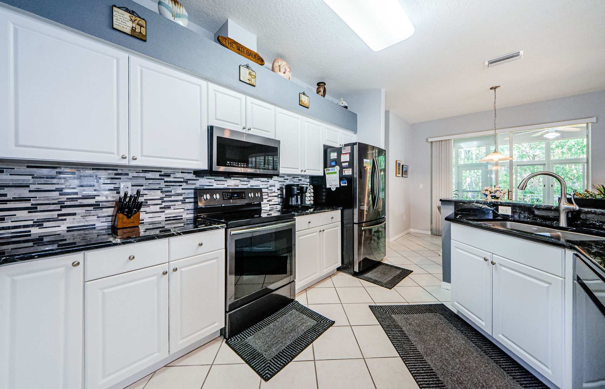 Kitchen 2-4