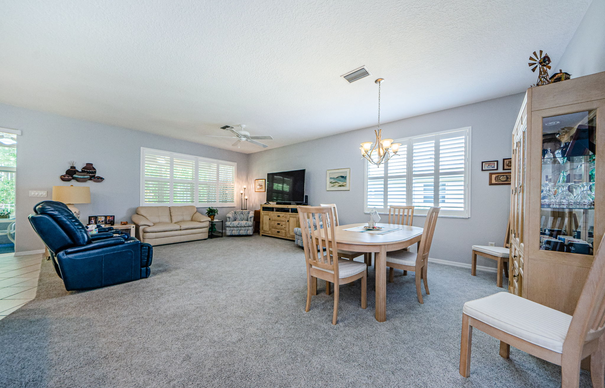 Dining Room 2-4