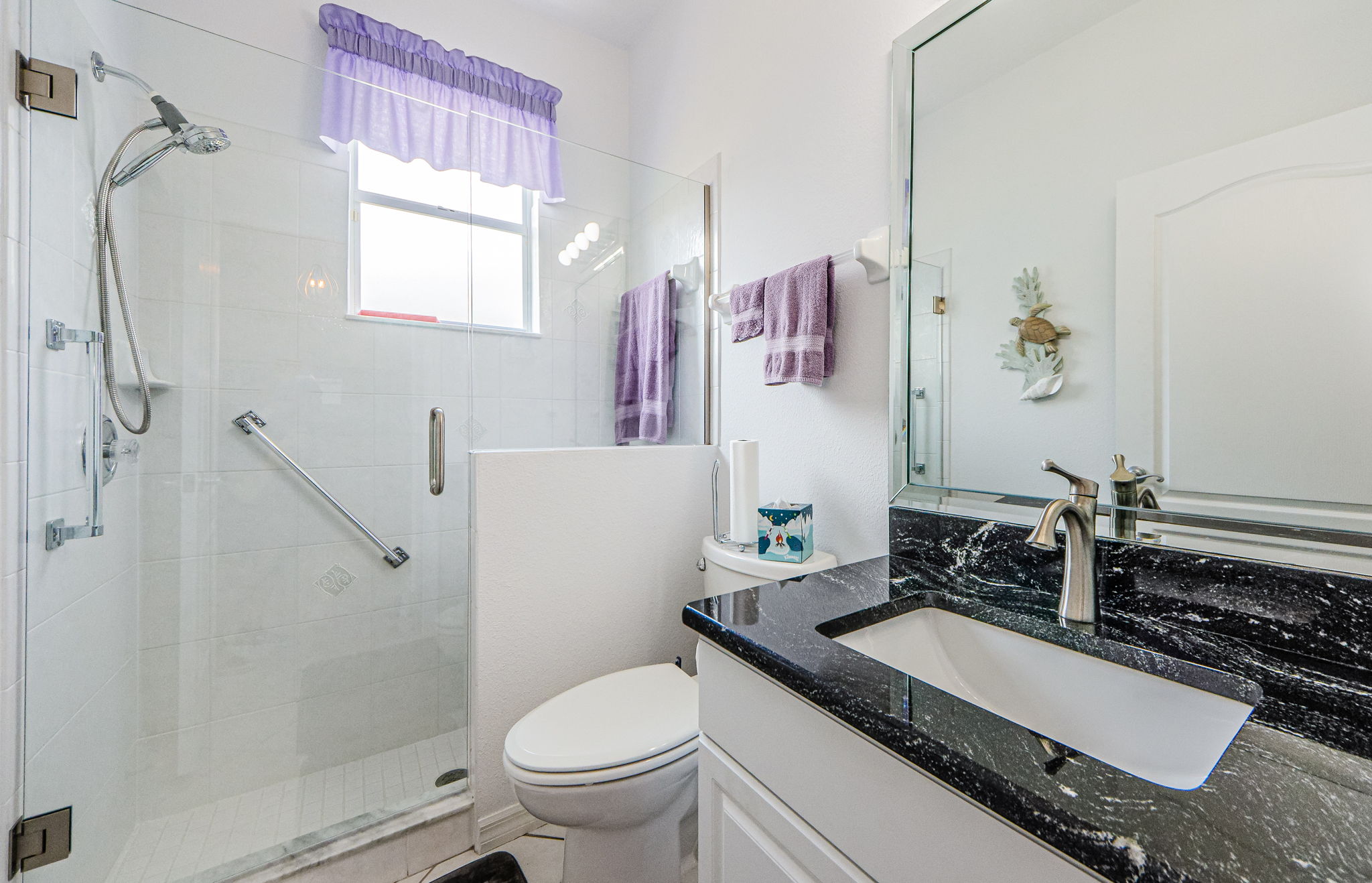 Bathroom 2a-2