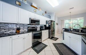 Kitchen 2-4
