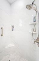 Master Bathroom 1c-3